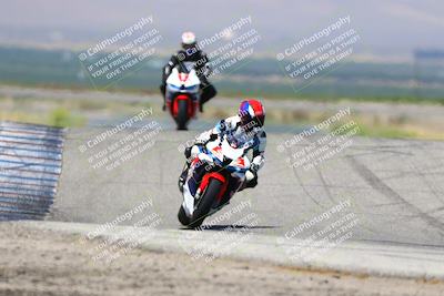 media/May-25-2025-Lets Ride (Sun) [[0ff033e448]]/B Group/1120am (Grapevine)/